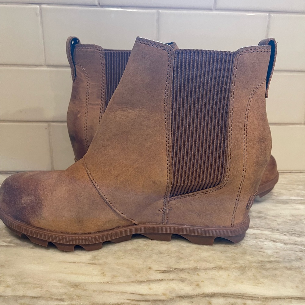 Sorel Brown Joan of Arc Wedge Boots